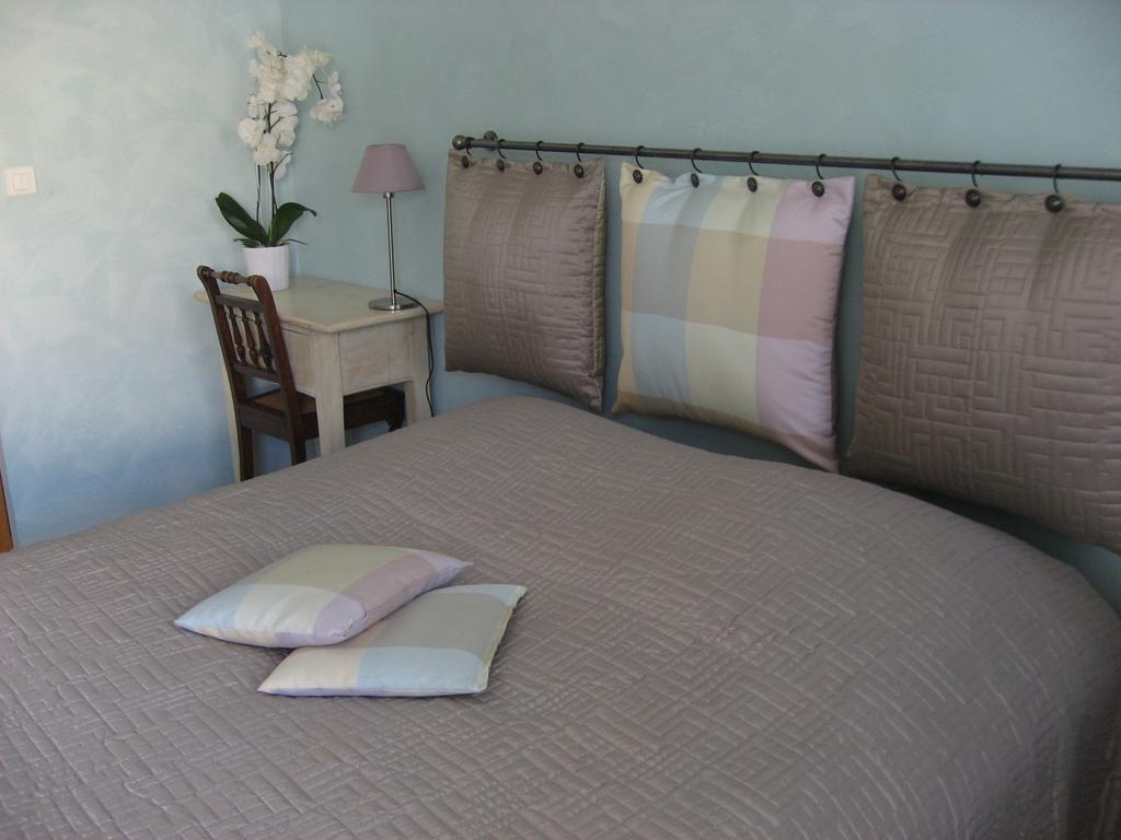 La Bastide Du Clos D'Ezort Bed & Breakfast Fontanes  Room photo